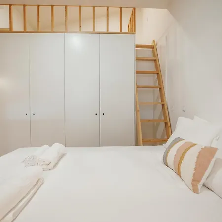 Apartment Riverside Loft By Homing Porto